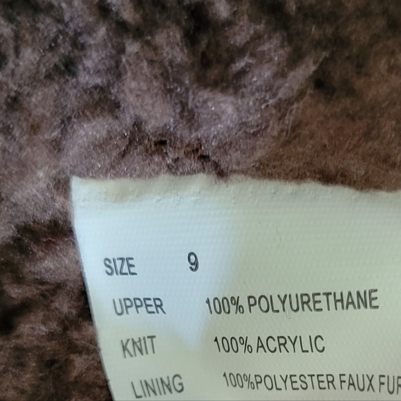 Muk Luks - Picture 3 of 5